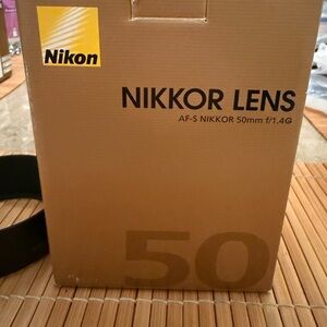 Nikon NIKKOR AF-S 50mm f/1.4G Lens - Gold Box